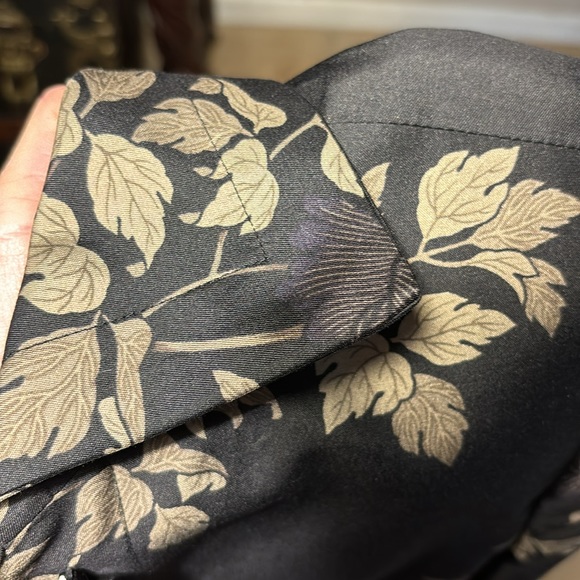 Linda Allard, Ellen Tracy, petite size 0 blazer black with leaves - Picture 7 of 8